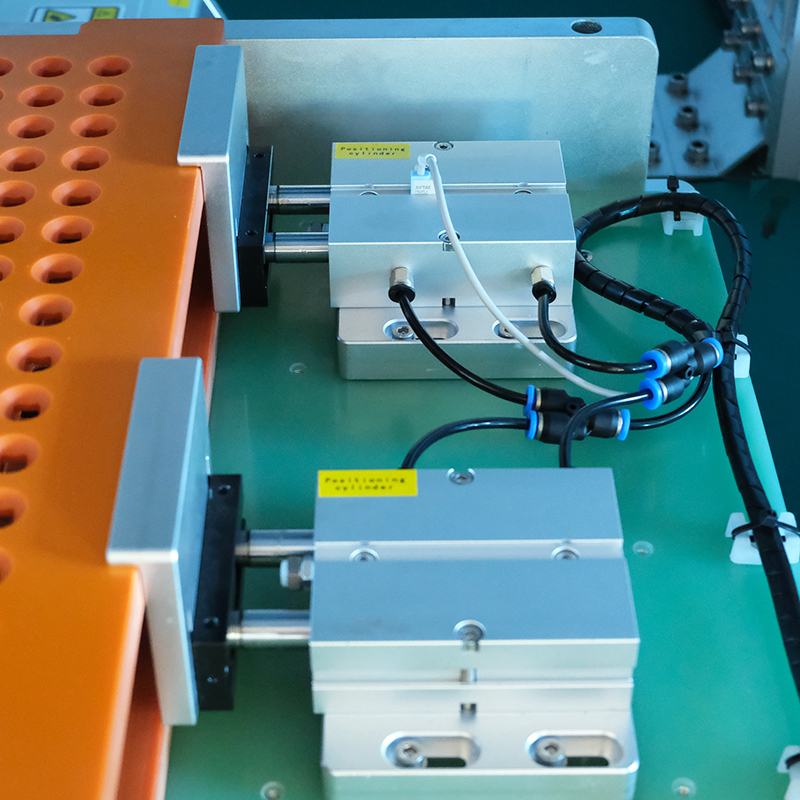 XY軸單面點焊機