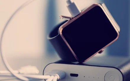 智能電子產品中的點焊：為可穿戴設備提供精度